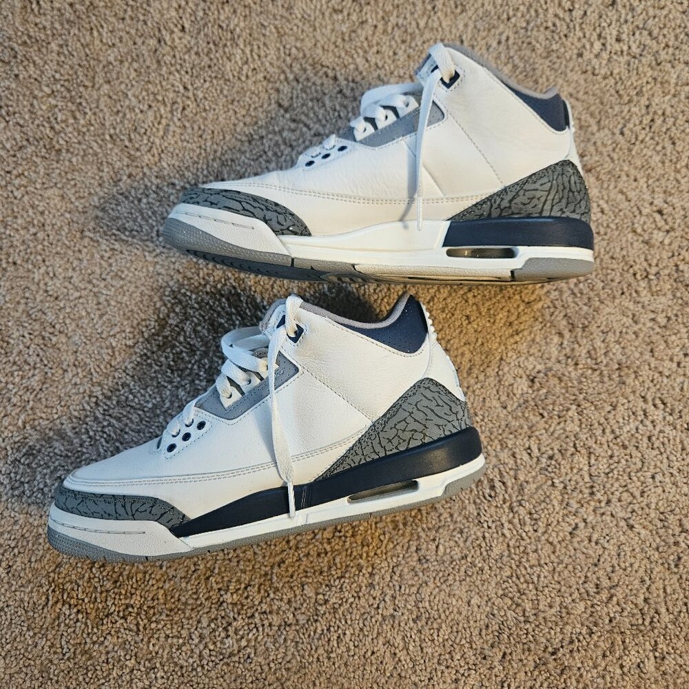 Jordan Retro 3s Midnight. Size 7Y.